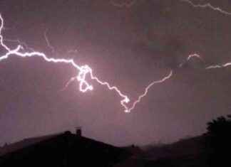 Fatal Lightning Strikes Kill Three People in Kisangani fatal-lightning-strikes-kill-three-people-in-kisangani