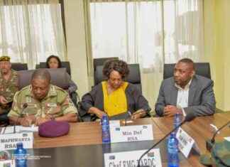 Ministers of Defense from Congo and South Africa Hold Meeting in Kinshasa ministers-of-defense-from-congo-and-south-africa-hold-meeting-in-kinshasa