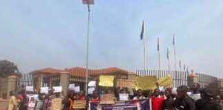 Youth in Isiro Denounce East Occupation, Honor Lumumba’s Legacy in Haut-Uele youth-in-siro-denounce-east-occupation-honor-lumumbas-legacy-in-haut-uele